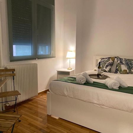 Elia Modern Apartment Athene Buitenkant foto